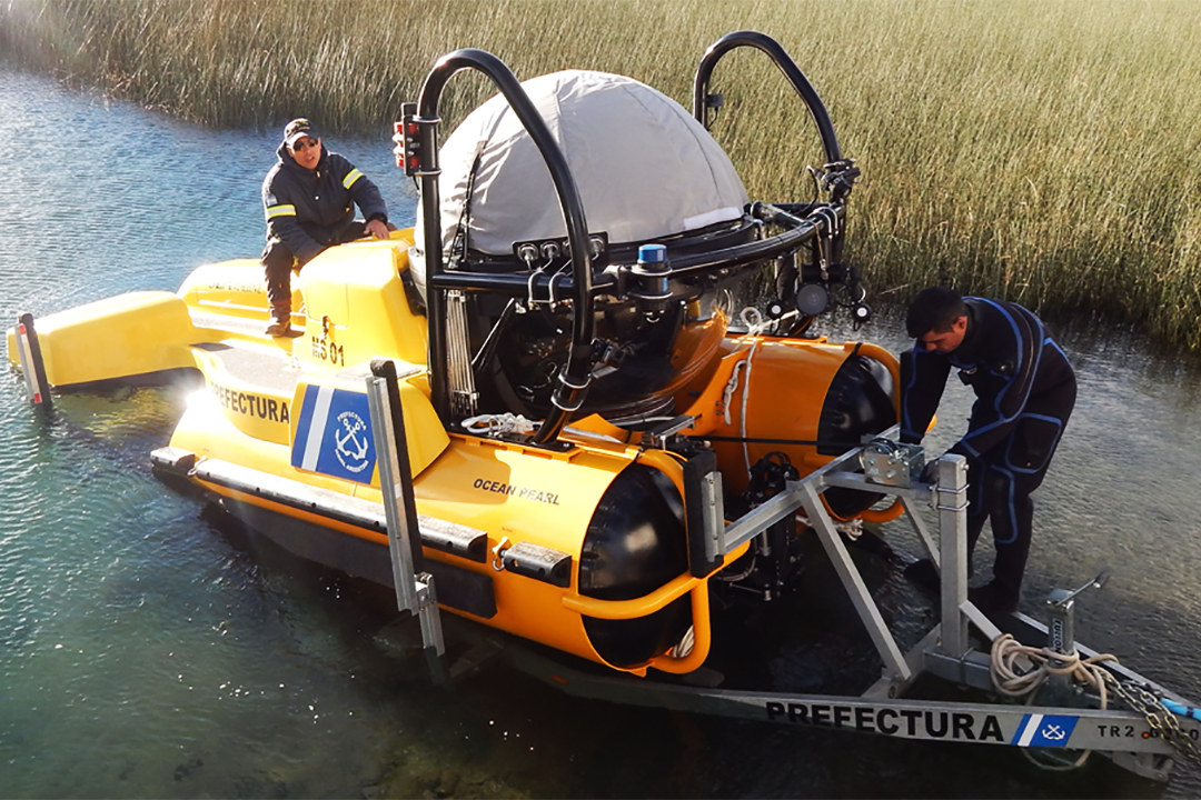 submarine on trailer